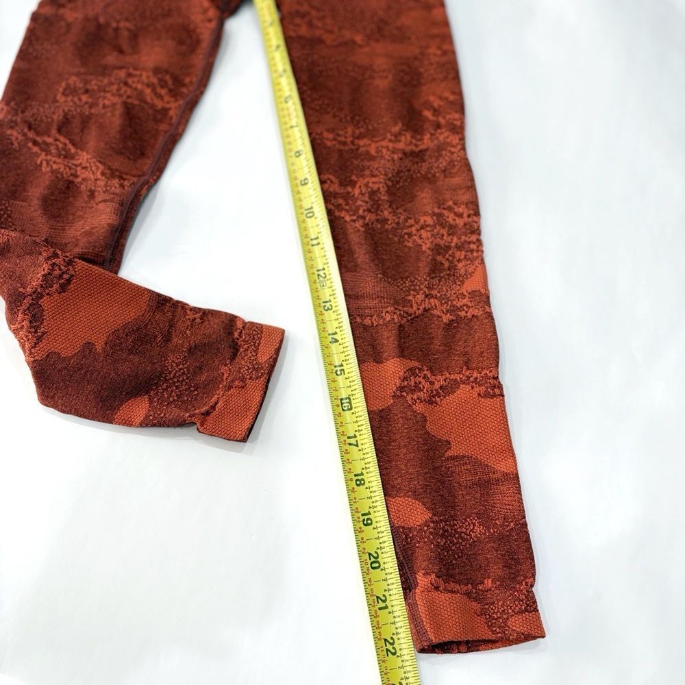 Gymshark Adapt Camo Seamless Legging Women XS Rust Textured Sportswear - Picture 7 of 7